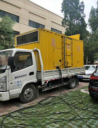 康平发电车出租-柴油发电机组排烟系统设计要求及其考虑因素