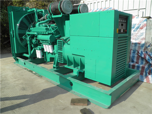 康平出租发电机-进口柴油发电机组与国产柴油发电机组的区别