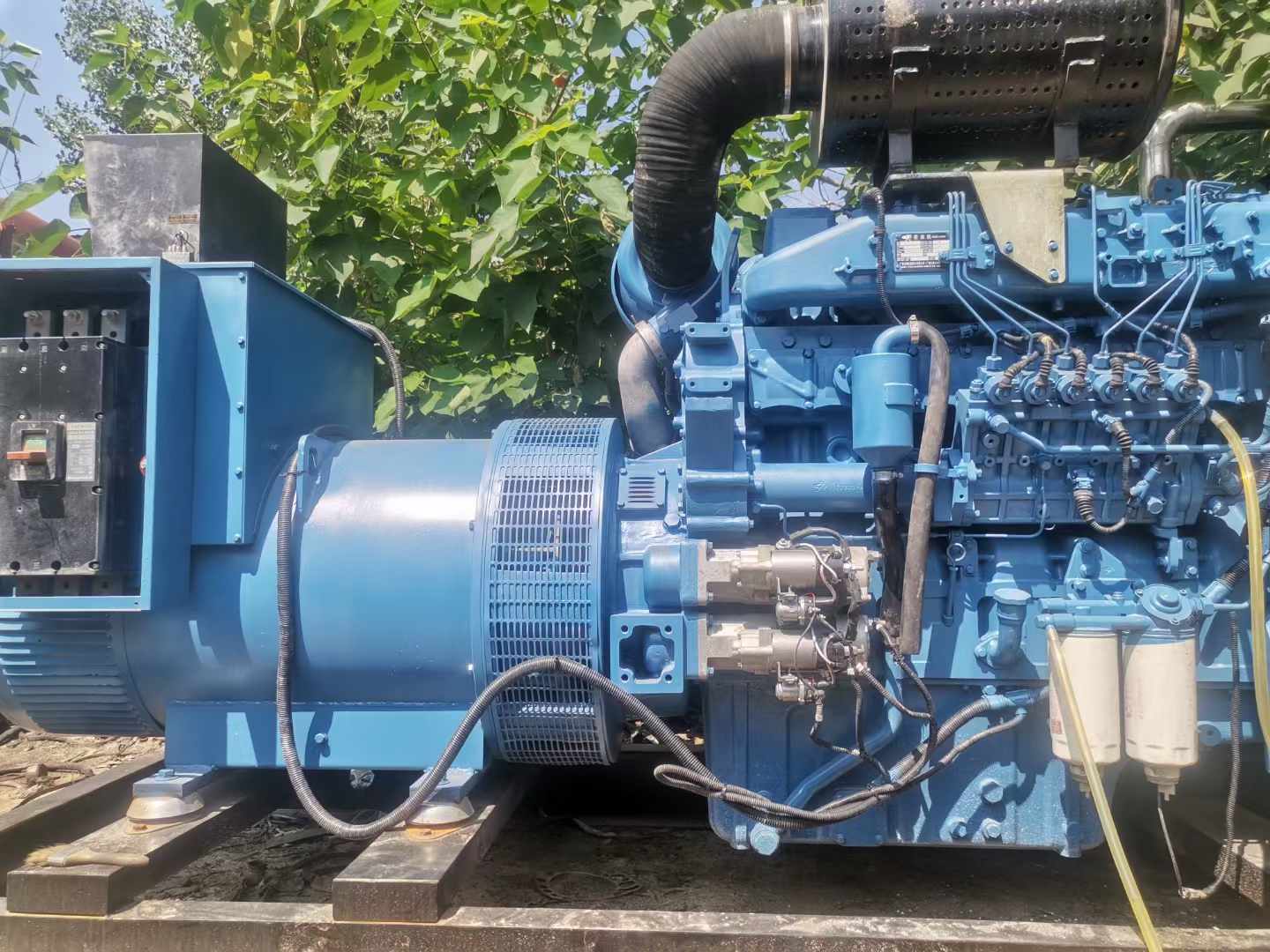康平详细说明降低 800kW 柴油发电机输出电流波动的方法