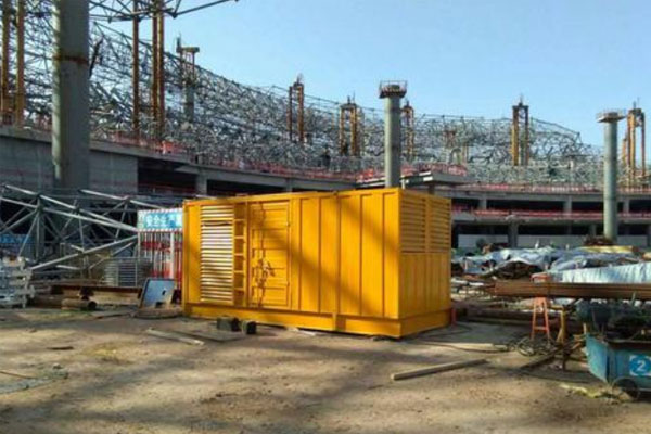 康平发电机出租如何判断空气滤清器是否需要更换？