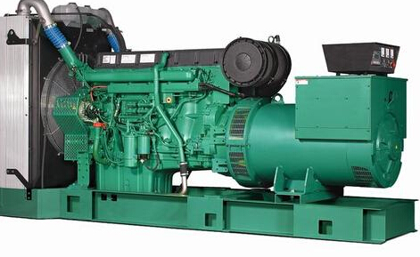 康平发电机除垢后需要用清水冲洗水冷式机油散热器几次？